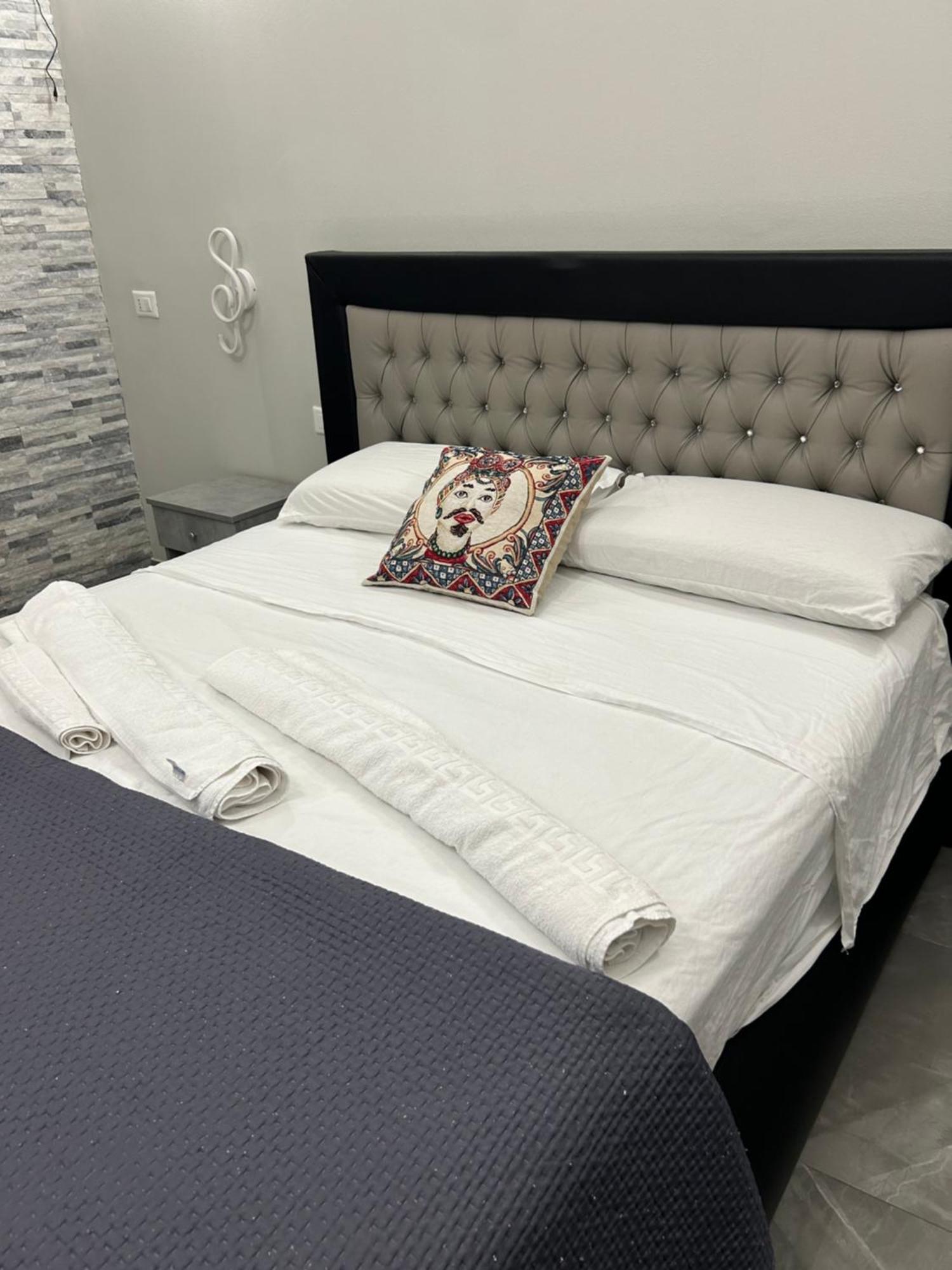 شقة Fanale House كاتانيا المظهر الخارجي الصورة