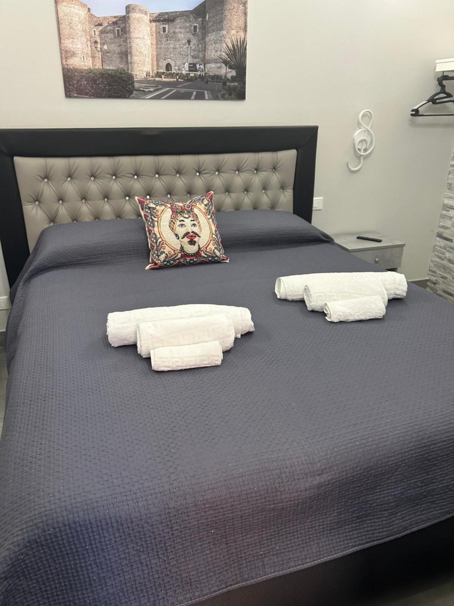 شقة Fanale House كاتانيا المظهر الخارجي الصورة