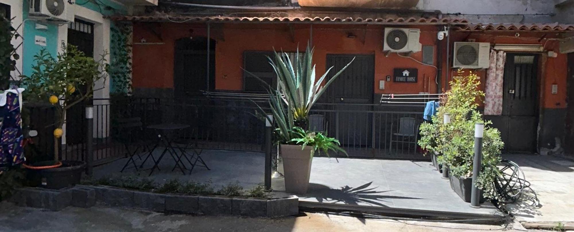 شقة Fanale House كاتانيا المظهر الخارجي الصورة